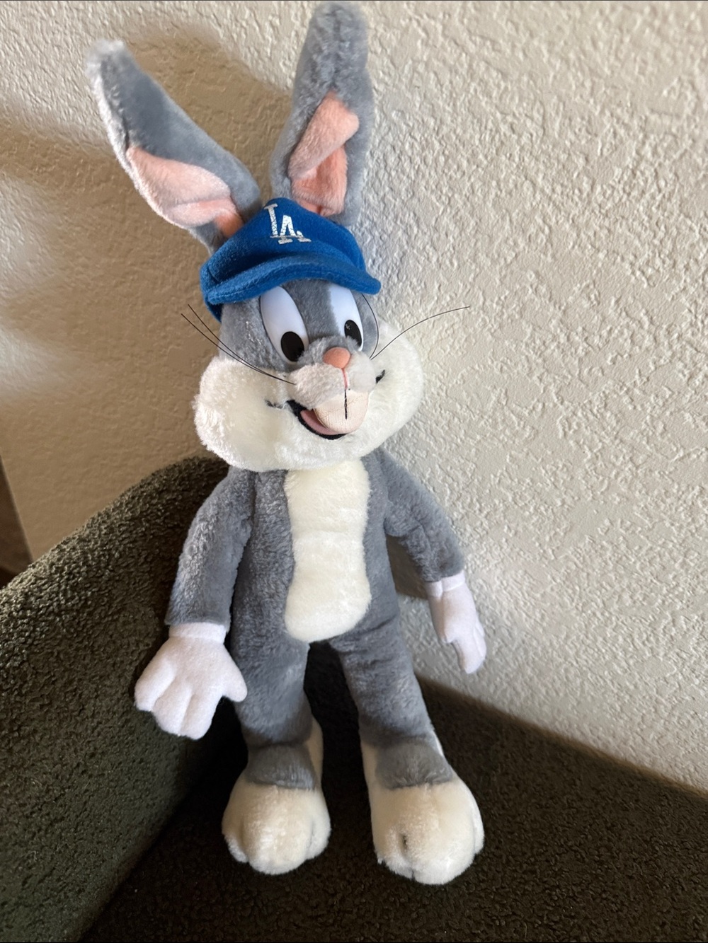 Vintage ‘91 Bugs Bunny Plush Toy with LA Dodgers Cap